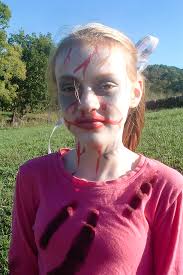 an easy to make diy zombie costume