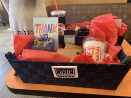dunkin donuts presenting uso with 35