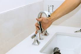 how to fix a leaky faucet handle