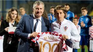 Me in modric's croatia world cup 2018 away shirt. Modric Celebrates 100th Croatia Cap Marca In English