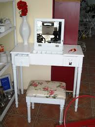 Тоалетка за грим make up table. 2 V 1 Toaletka Byuro Taburetka Arahna Bg