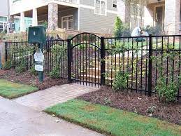 Front Yard Fence Ideas To Add Curb