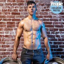 See more ideas about keanu reeves, keanu charles reeves, hero inspiration. Modern Family S Nolan Gould Got Ripped It S Been Very Healthy And Positive For Me People Com