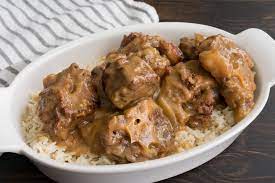 southern style smothered oxtails recipe
