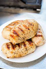 How To Grill Chicken Breast Juicy And Tender Plating Pixels gambar png