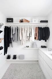 7 formas de organizar tu closet como