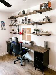 Finding the right student desk whether you need a small desk for a dorm room or a homework desk for teens, the right size and style for you is out there. Teen Diy Industrial Desk Hometalk
