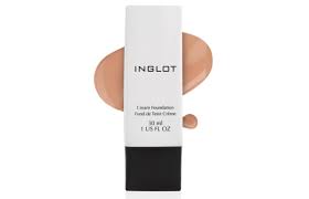 inglot cosmetics enters into