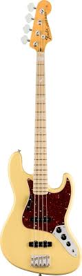 It is outfitted with two single coil pickups with two pole pieces per string, making it possible for the instrument to churn out robust treble sound. Jazz Bass Fender