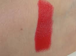 sleek makeup true colour lipstick is