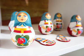 russian souvenirs in st petersburg