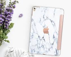 Here are the best cases available for your ipad if you have a true, burning passion for. Platinum Edition Bianco Sivec White Marble With Rose Gold Smart Cover Hard Case For Ipad Air 2 Ipad Mini 4 Ipa Apple Ipad Mini Cute Ipad Cases Ipad Pro Case