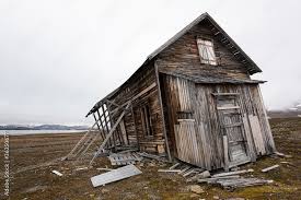 Foto De Old Abandoned Wooden House In