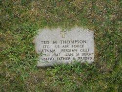 Ted thompson, 53, of redlands, california was the pilot of alaska airlines flight 261 on jan. Ted M Thompson 1947 2000 Find A Grave Memorial