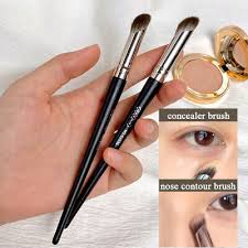 concealer brush under eye angled nose
