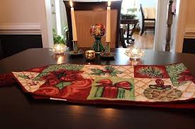 Pengpen Decorative Table