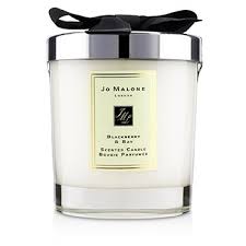 Sparkling grapefruit, spicy bay and juicy blackberry are the opening notes of this light fragrance. Jo Malone Blackberry Bay Scented Candle 200g 2 5 Inch Germany