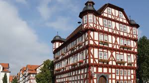 Zum verkauf steht ein historisches mehrfamilienhaus in bester innenstadtlage von melsungen. Stadtverordnetenwahl Der Stadt Melsungen Am 14 03 2021