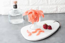 That's why we want to share this refreshing and homemade margarita recipe that will have you feeling like a true mixologist! Low Carb Strawberry Margarita Gummy Worms Keto Happy Hour