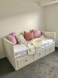 ikea hemnes daybed with 2 single