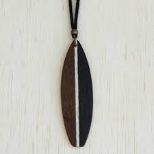 brown wood pendant necklace form brazil