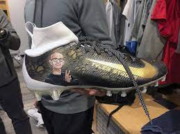 Blough completed six of 10 passes for 49 yards with one interception in one game in 2020. Lions Qb Blough To Honor Tyler Trent With Special Shoes