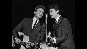 Don and phil, (don everly, born isaac donald everly february 1, 1937, brownie, kentucky; Singer Phil Everly Half Of Legendary Everly Brothers Dies Cnn