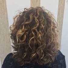 We have heard far too many first hand accounts of women being told to straighten or fix their hair at the risk of missing out on promotions or even losing their jobs. Blonde Curly Hair 2c 3a Blonde Curly Hair Curly Hair Styles Hair