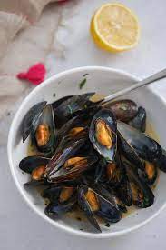 mussels with lobster broth cooked by