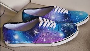 galaxis mintás vans cipő