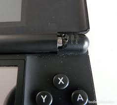 En 2006, nintendo comercializa el nintendo ds lite, un modelo revisado más pequeño y ligero de la consola. Consola Nintendo Ds Lite R4 Revolution For Ds Verkauft Durch Direktverkauf 111565855
