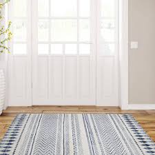 linon home decor marcy ivory and blue 3 ft w x 5 ft l washable polyester indoor outdoor area rug ivory blue