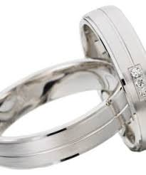 contemporary white gold wedding ring