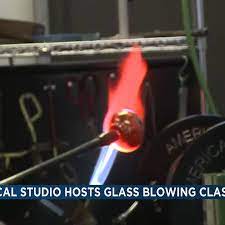 Glass Blowing Classes This Holiday Season