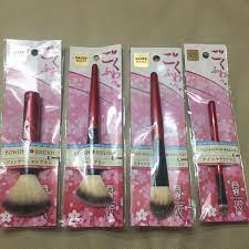 daiso make up brush x 4 beauty
