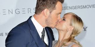 Jennifer, who starred with chris on the 2016 hit film passengers, is now being hounded online by trolls who claim she's responsible for their split. Jennifer Lawrence Beso Jennifer Lawrence Film