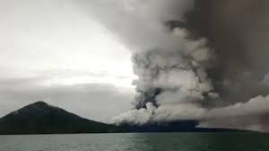 Alert Level Raised At Anak Krakatau gambar png