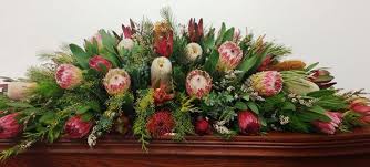 These types of arrangements are displayed on an easel and are usually displayed in a prominent position to give maximum presentation. Guide To Funeral Flowers In Australia Gathered Here