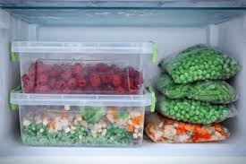 Para congelar bien los productos, lo primero que debe conocer su congelador. Trucos Para Congelar Y Descongelar Alimentos La Nacion