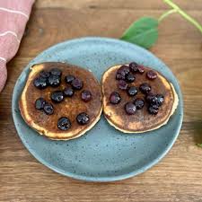 sibo pancakes with blueberries and