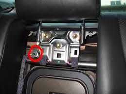 How To Remove Rear Seats 01 03 Ul