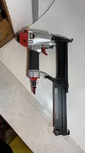 18 gauge 2 in 1 air nailer stapler