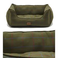 Today, we're going to take a look at the top 10 best dog beds in the uk. Percher Tweed Pet Bed Medium 69x52x25cm X Pet Corner From Otterburn Mill Uk