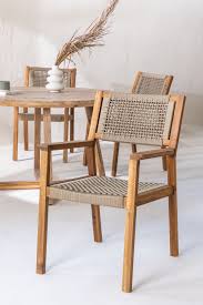 dining chair with armrests in wood