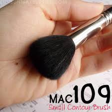 mac 109 small contour brush for