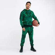 Boston celticsподлинная учетная запись @celtics. Buy Nike Men S Nba Boston Celtics Courtside Hoodie In Dubai Uae Sss