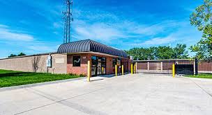 storage units in west des moines for