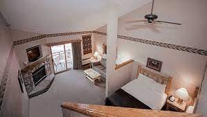 Loft Fireplace Suite Niagara Resort
