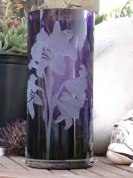 Purple Vase With Madonna Lilly Design