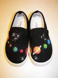 These diy galaxy shoes are absolutely stunning and are easy to recreate no matter what your artistic skill level is. Shoe Painting Ideas Painting Inspired